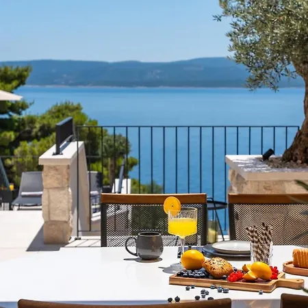 New! Dattero -private Pool, Jacuzzi, Sauna, Media Villa *