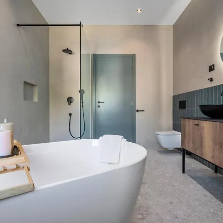 New! Dattero -private Pool, Jacuzzi, Sauna, Media Villa